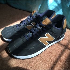 Navy New balance sneakers